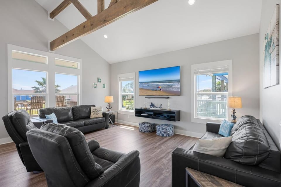Beach Please House in Bolivar Peninsula