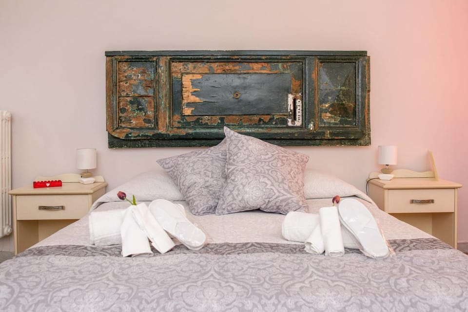 Mondo Antico Bed and Breakfast in Rome