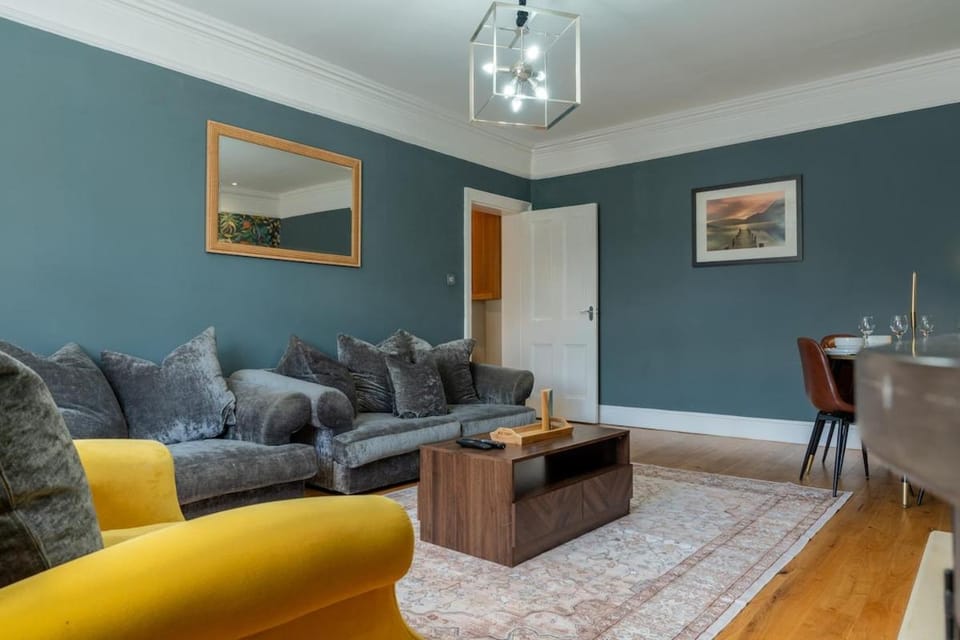 An Elegant Retreat In Canterbury's Historic City Apartment in Canterbury