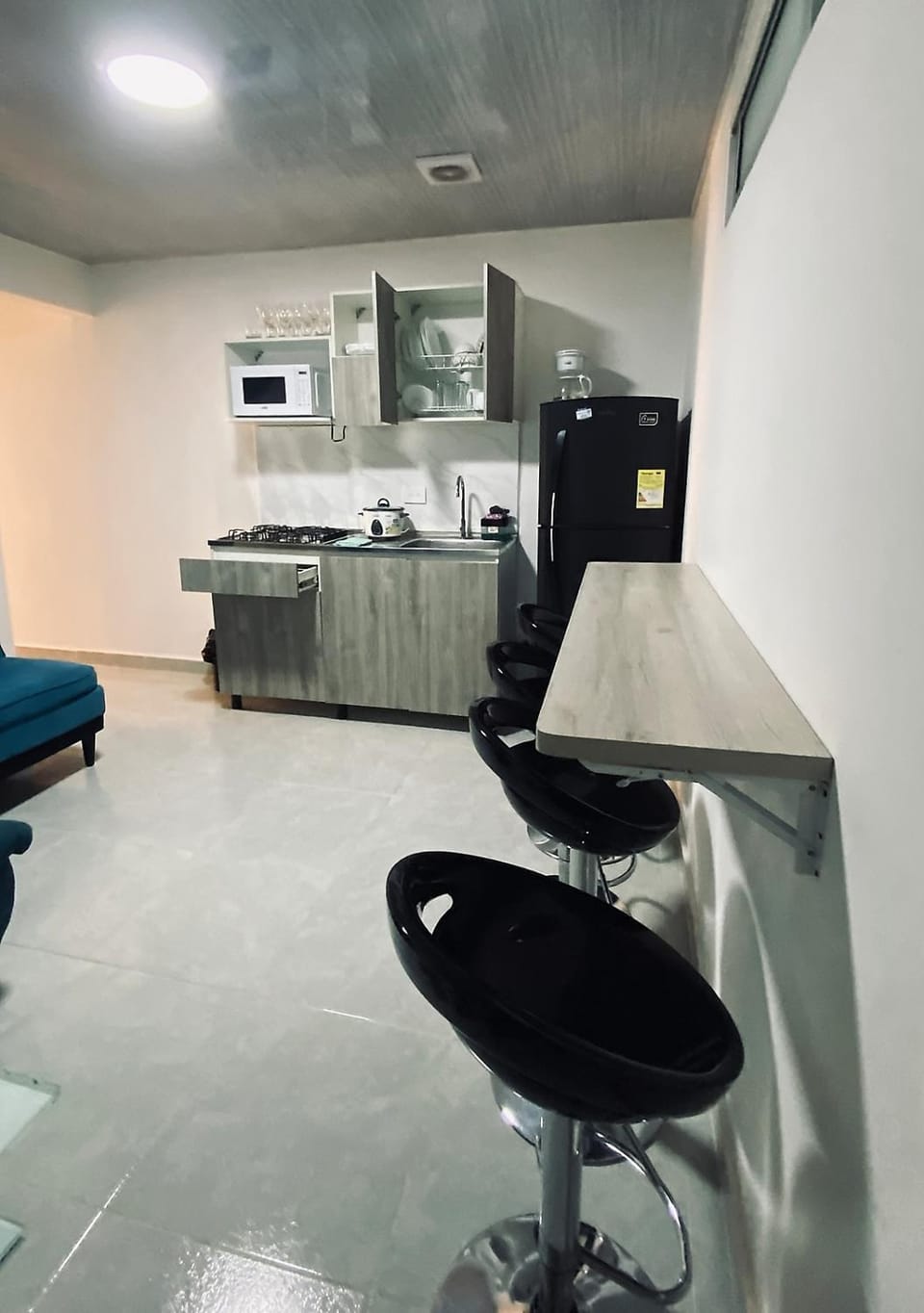 Dining area, kitchen