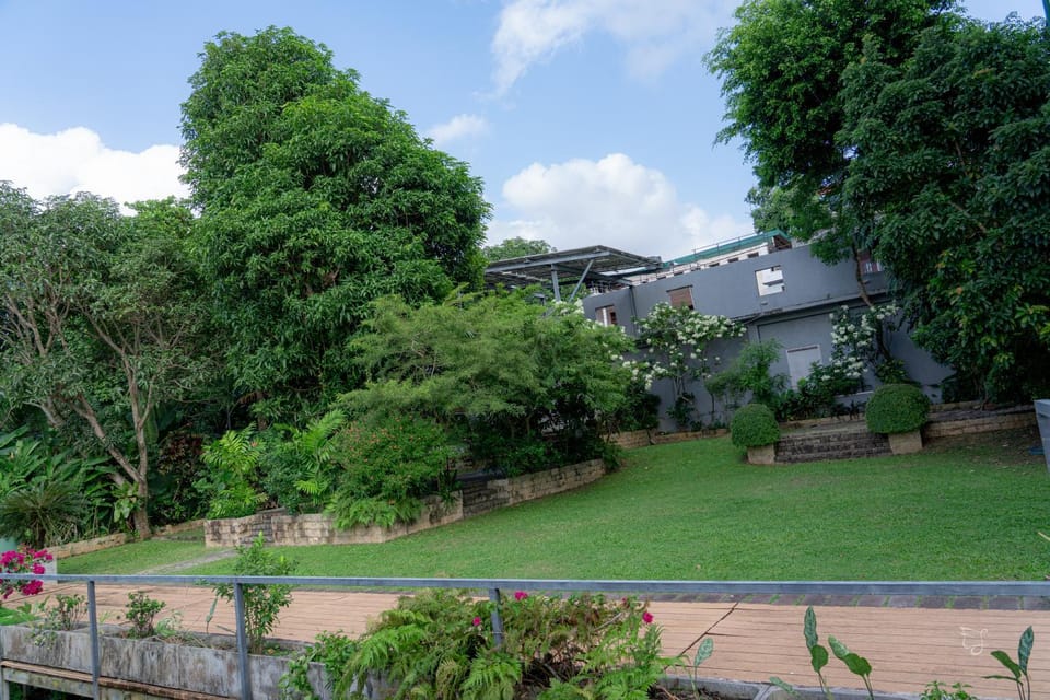Lakeside Suites By cmb apartments Hotel in Western Province