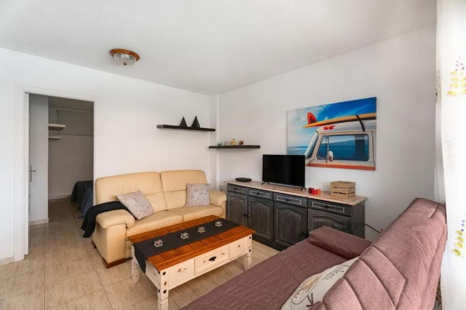 Nice new apartment in the center of Los Cristianos Apartment in Los Cristianos