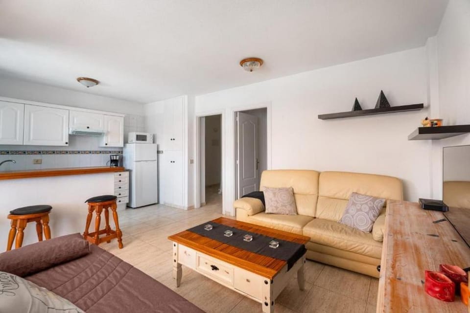Nice new apartment in the center of Los Cristianos Apartment in Los Cristianos