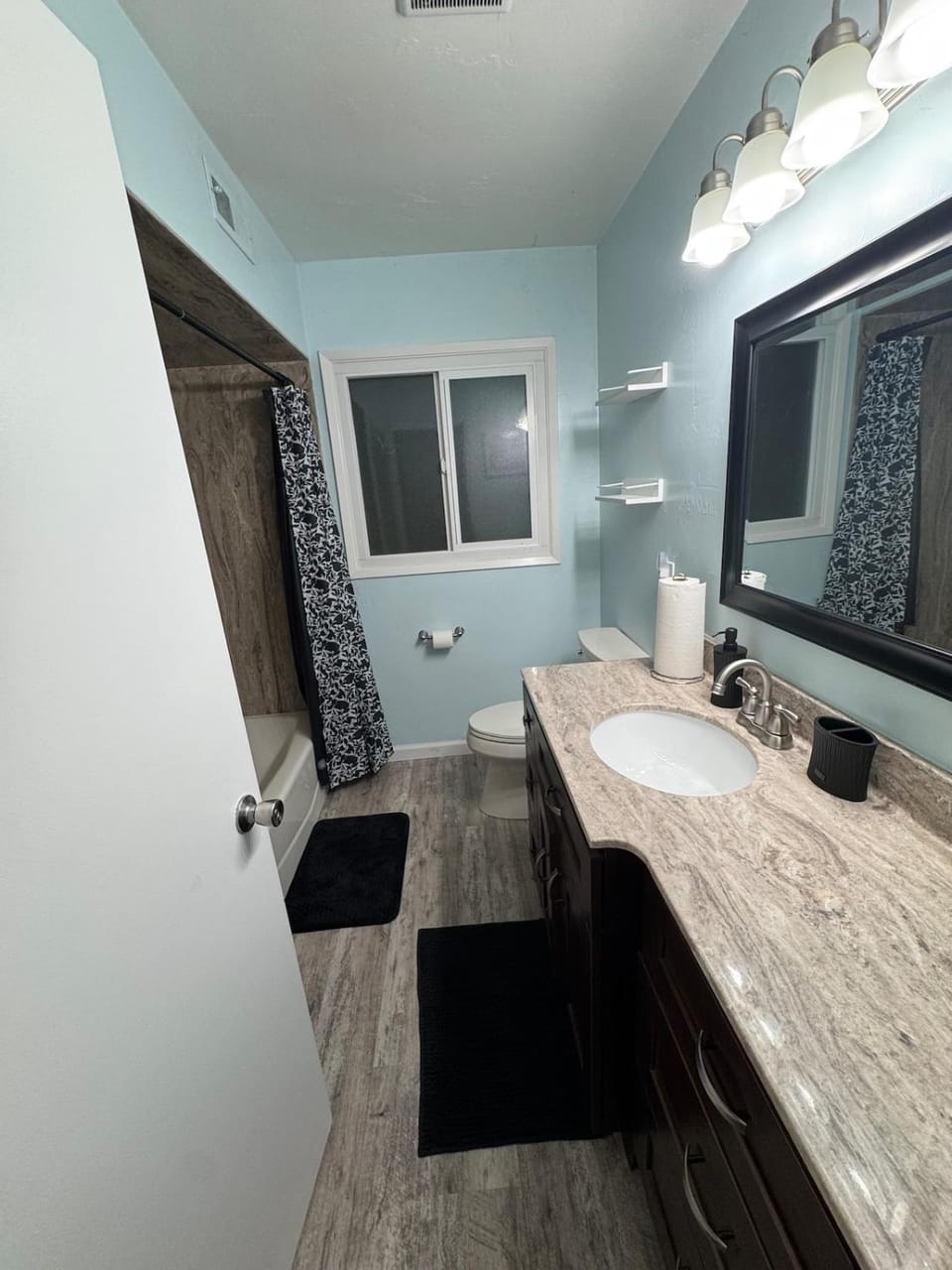Home by the Bay - 3BD In Quiet Vallejo Neighborhood - Near Napa & SF House in Vallejo