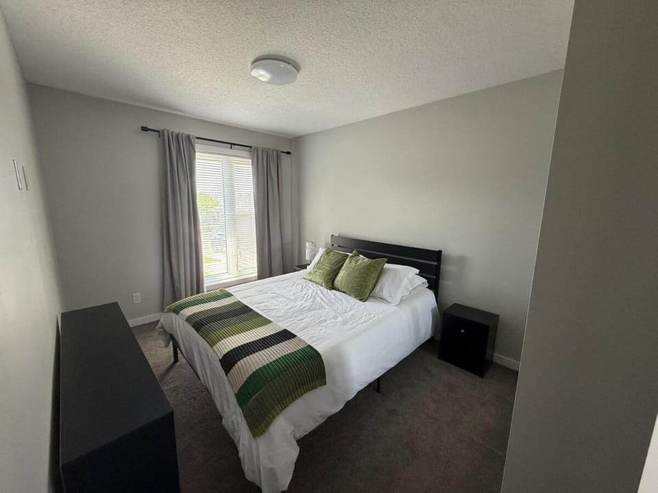Home Away from Home Apartment in Brandon