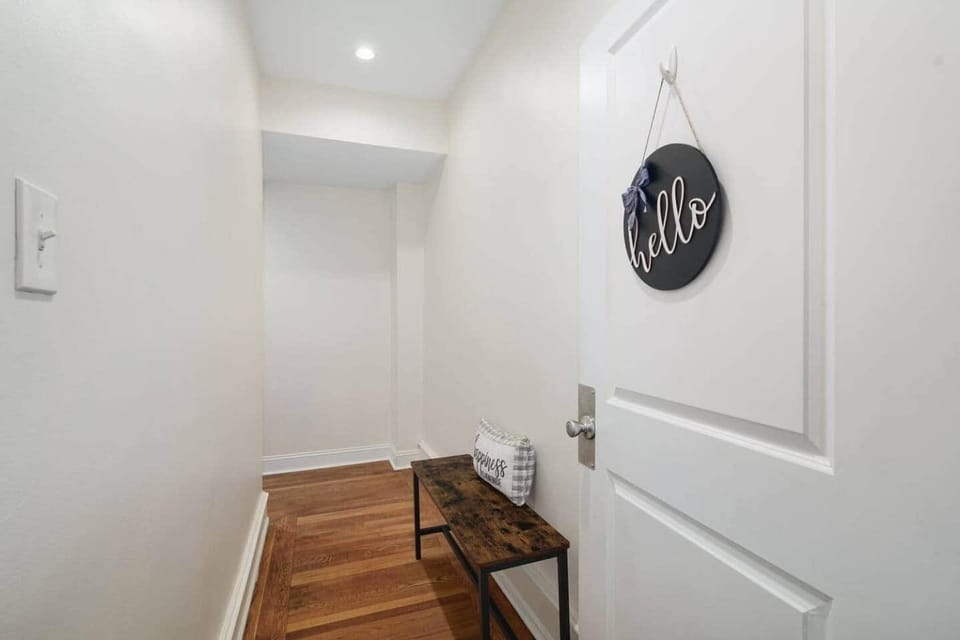 1 Bdrm Apt for Perfect Lil Getaway w/Free Parking Apartment in Jenkintown