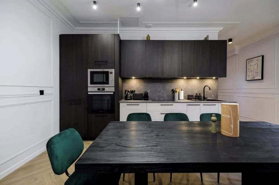 Coffee/tea facilities, Kitchen or kitchenette, Dining area, Dinner, kitchen, kitchen
