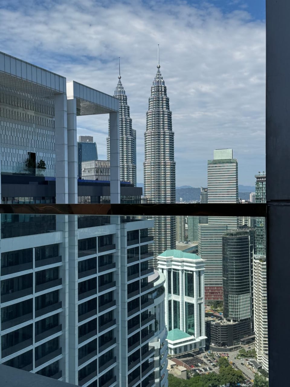 View (from property/room), City view