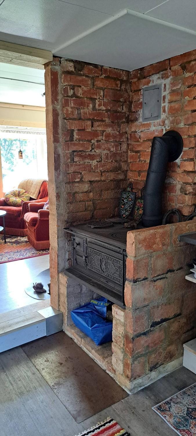 Living room, fireplace