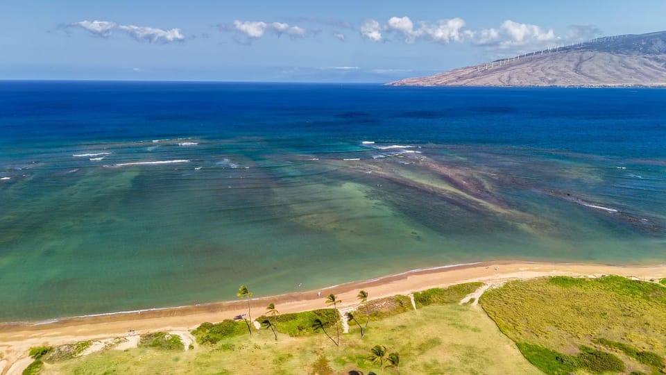 Kauhale Makai #330 Oceanfront, Pool, Hot tub, A/C, Wi-Fi, Stunning Sunsets Apartment in Kihei