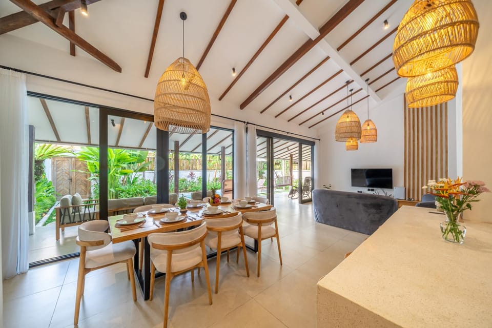 TV and multimedia, Dining area