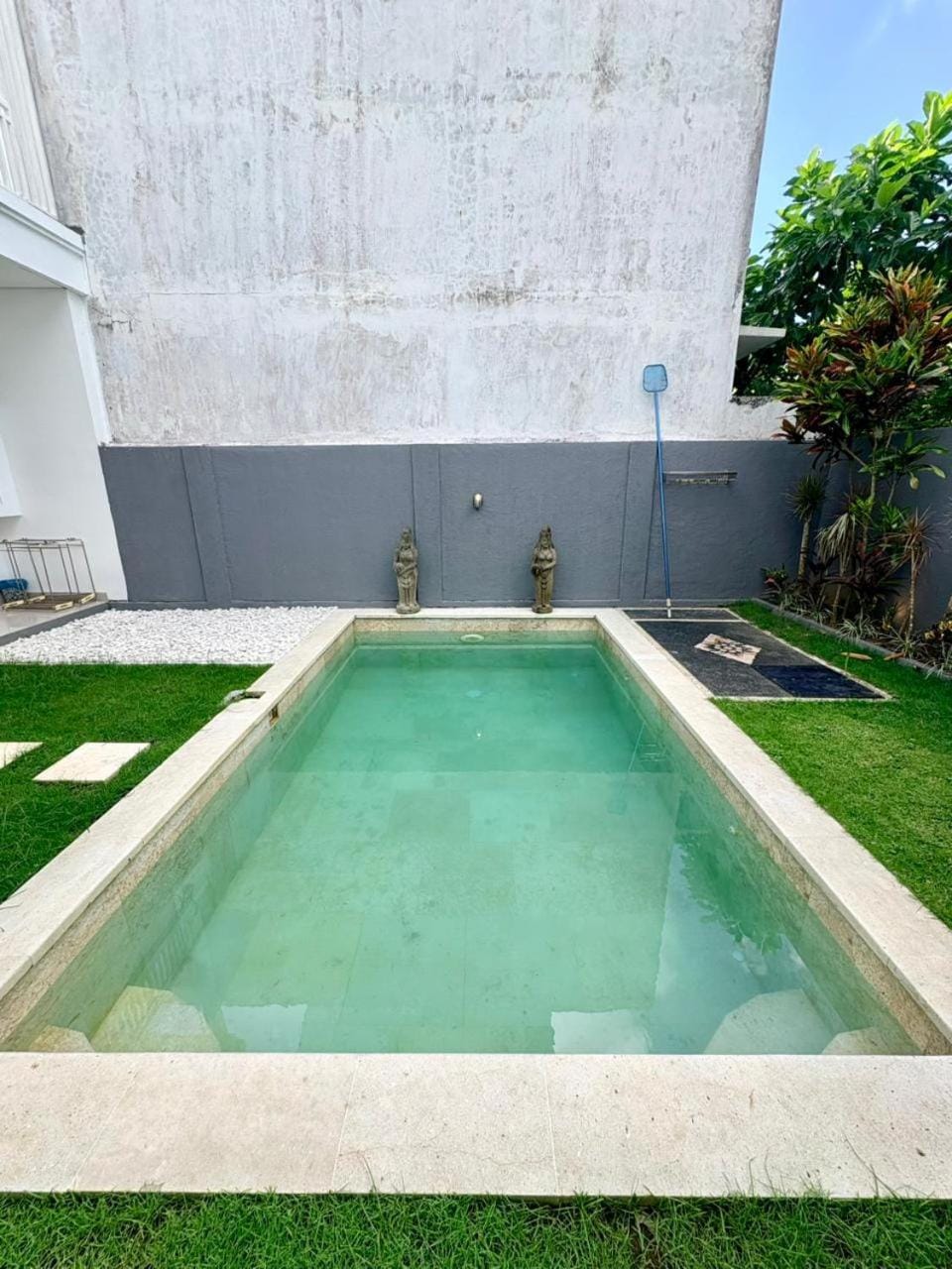 Pool view, Swimming pool