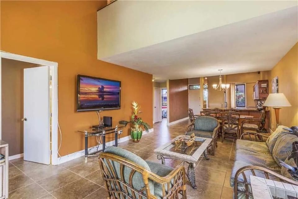 Kamaole Sands #2-401 Beautifully Renovated Suite, Family Friendly, A/C Apartment in Kamaole
