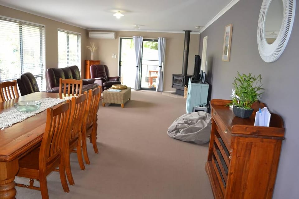 Dunegarra House in Venus Bay