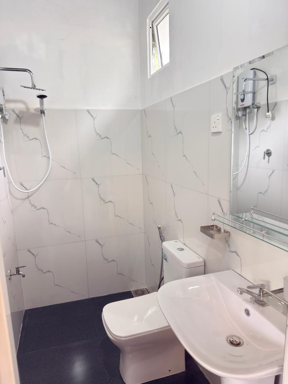 Hillcrest Bungalow Vacation rental in Central Province