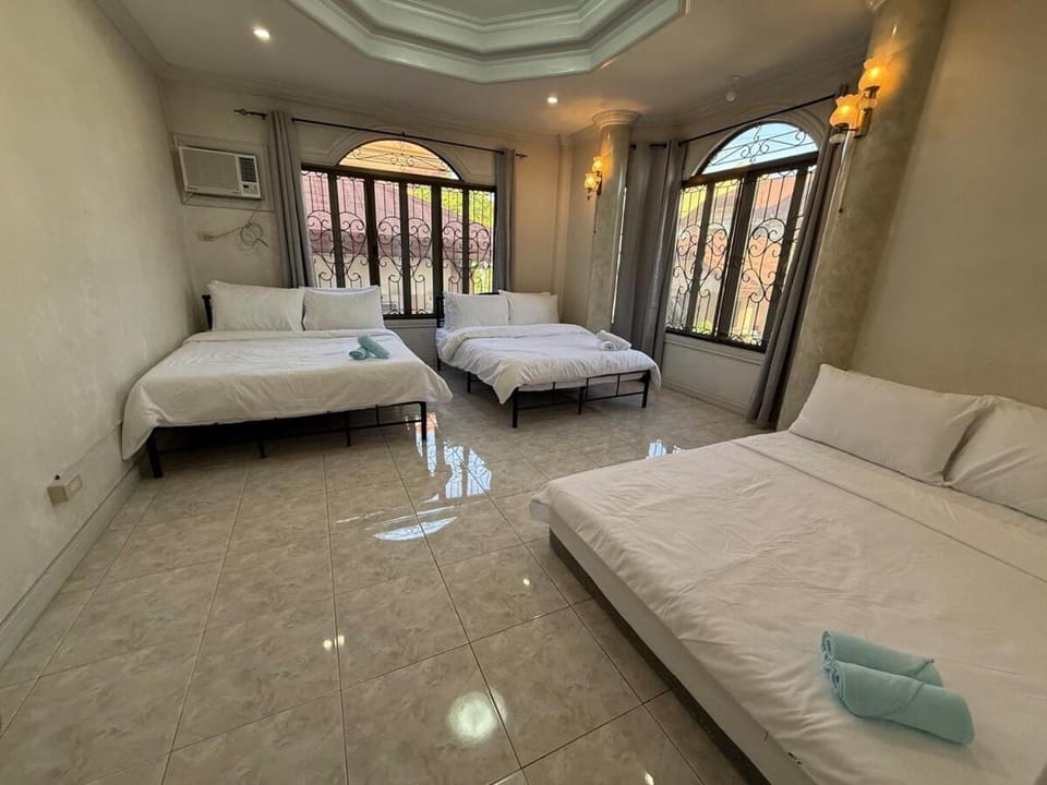 Bed, Photo of the whole room, Bedroom, towels, air conditioner