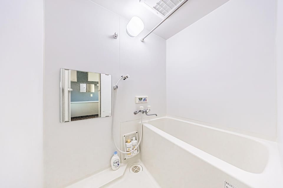 Bathroom, Bath
