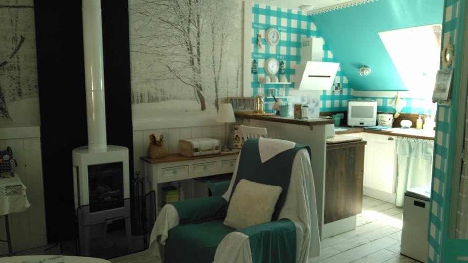 Property building, Living room