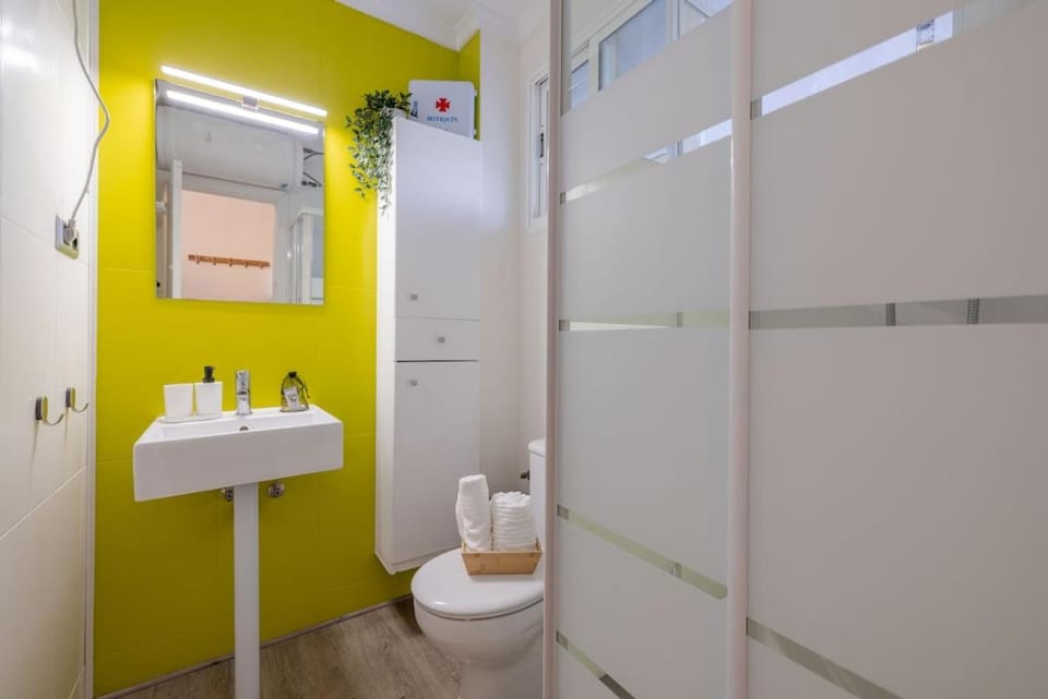 Shower, Bathroom