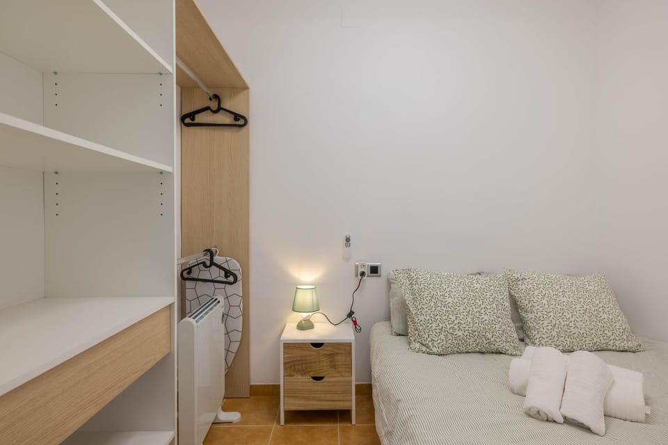 Bed, Photo of the whole room, Bedroom, towels, wardrobe