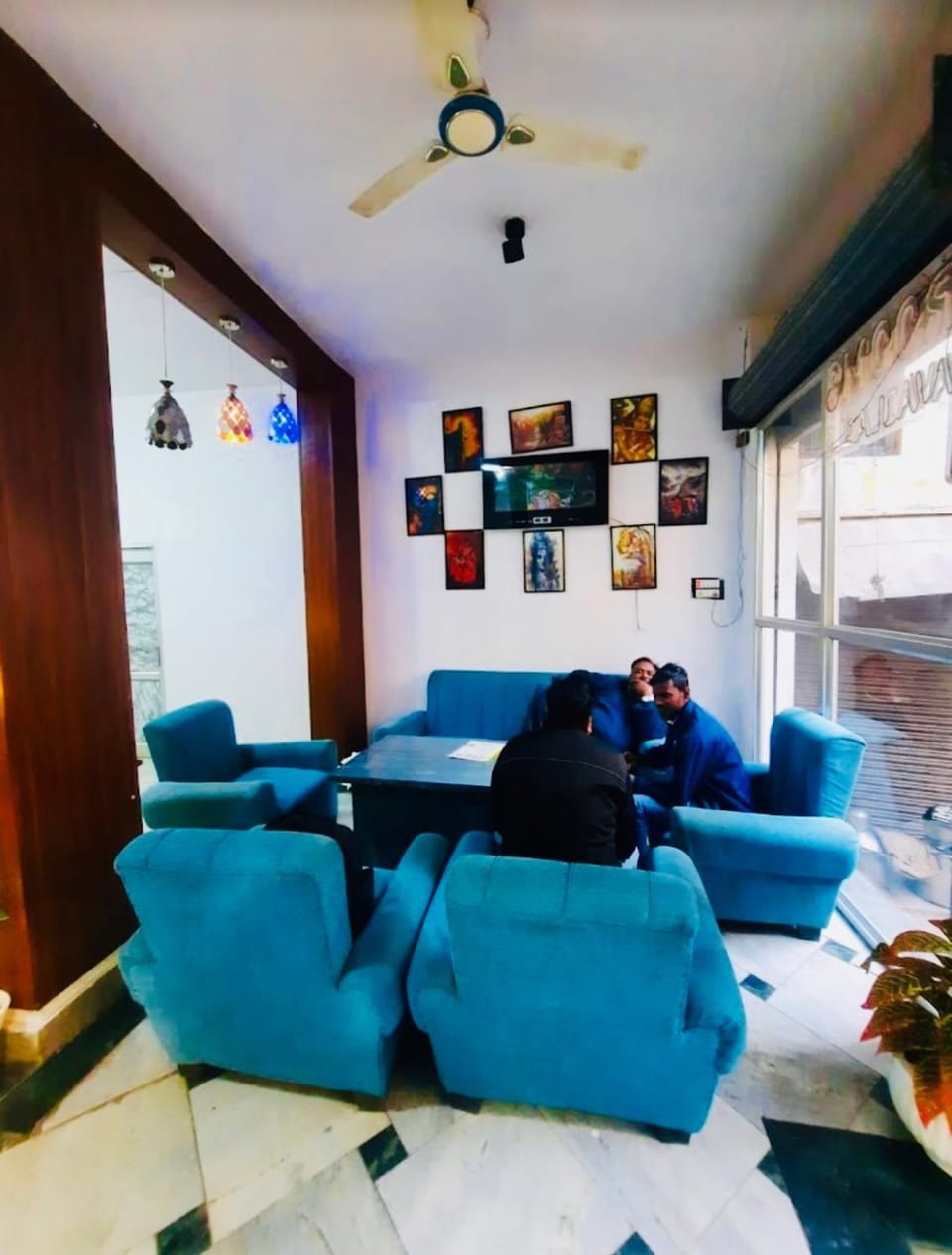 The Girdhari Varanasi Hotel in Varanasi