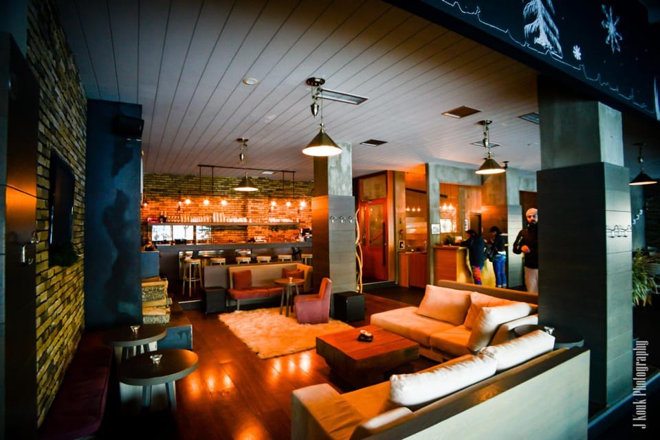 Communal lounge/ TV room, Lounge or bar