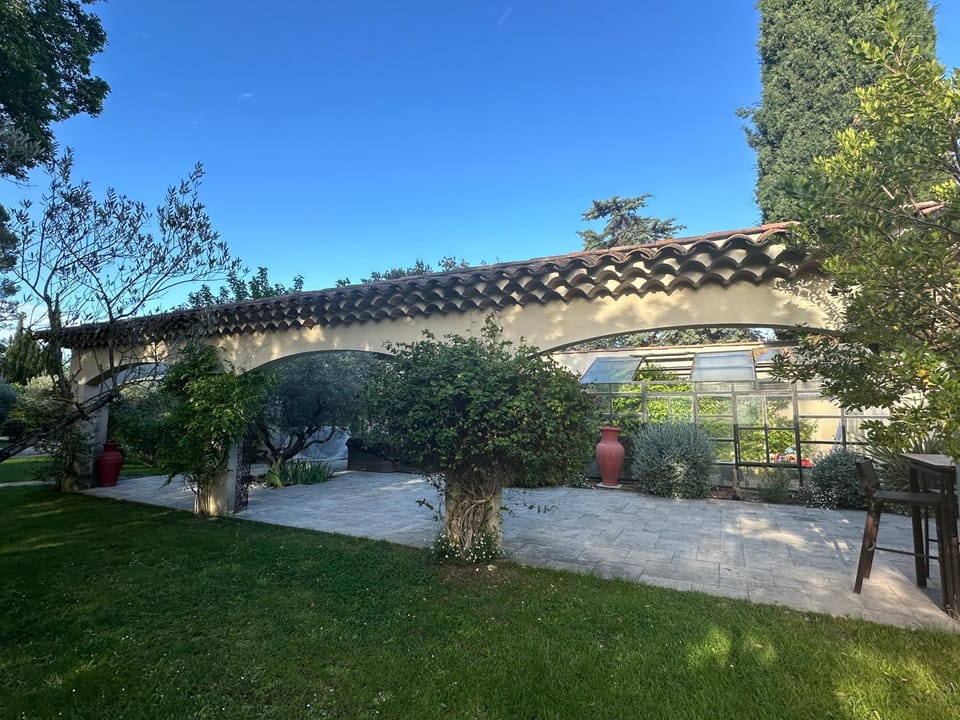 Un havre de paix lumineux en Provence Villa in Lourmarin