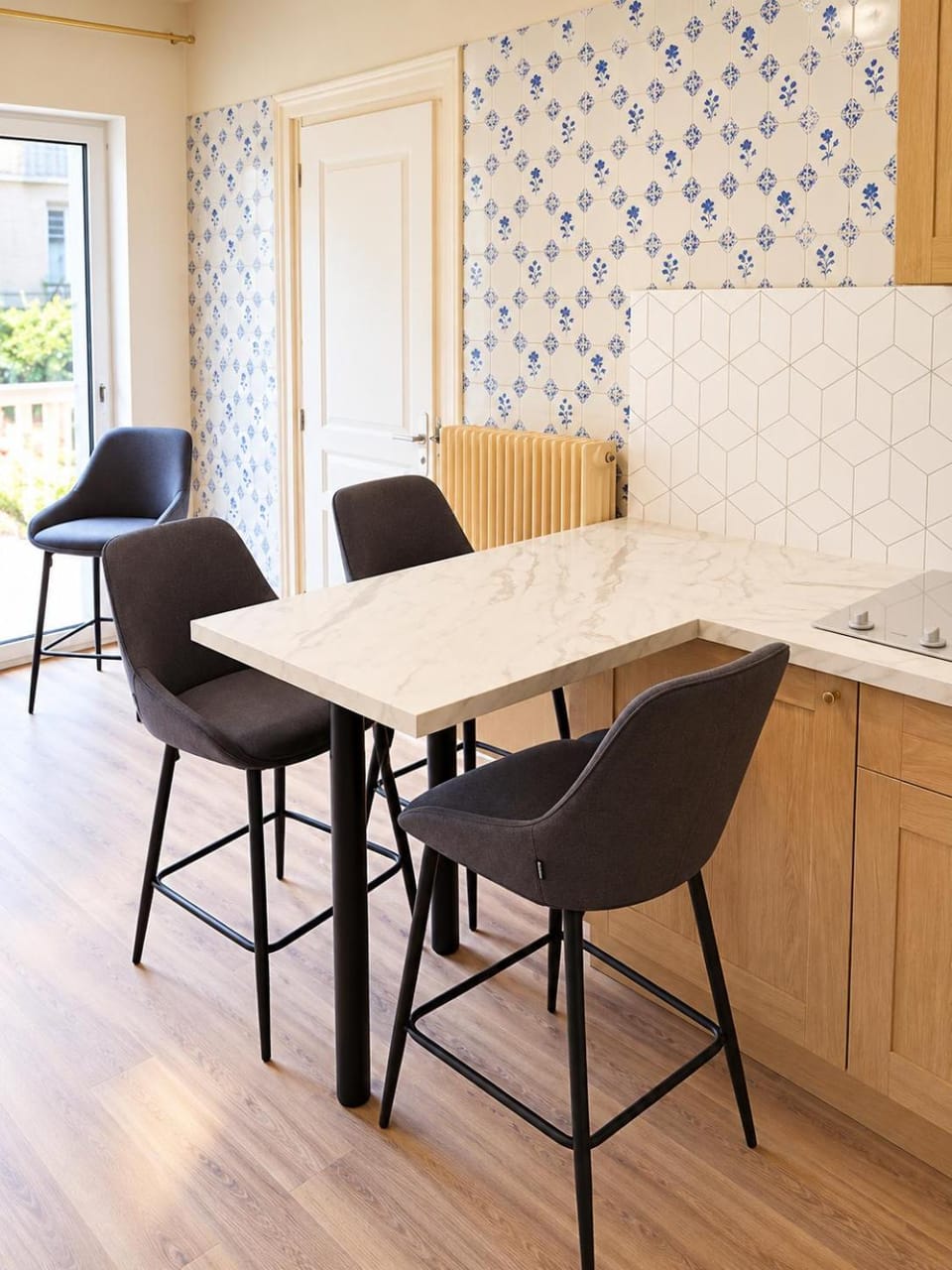 Appartement lumineux avec terrasse de 40m2 10min des remparts Apartment in Hauts-de-France