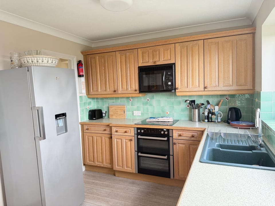 Kitchen or kitchenette, kitchen