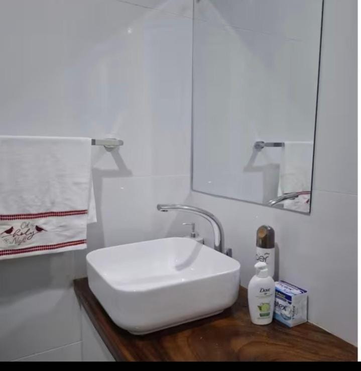 BellaTropical Guest House Apartment in Nadi
