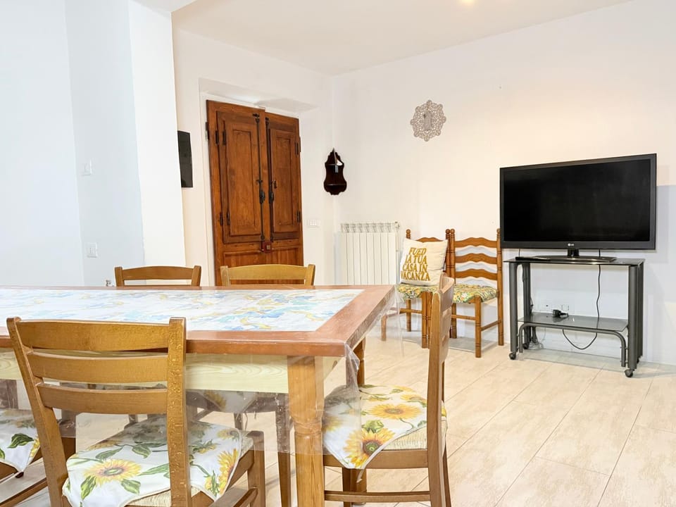 SE236 - Senigallia, quadrilocale con corte privata Apartment in Senigallia