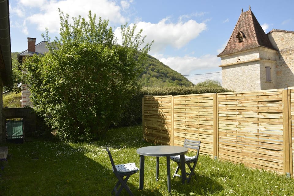 Gîte Les Lilas House in Saint-Antonin-Noble-Val