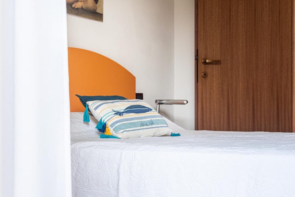 Decorative detail, Bedroom