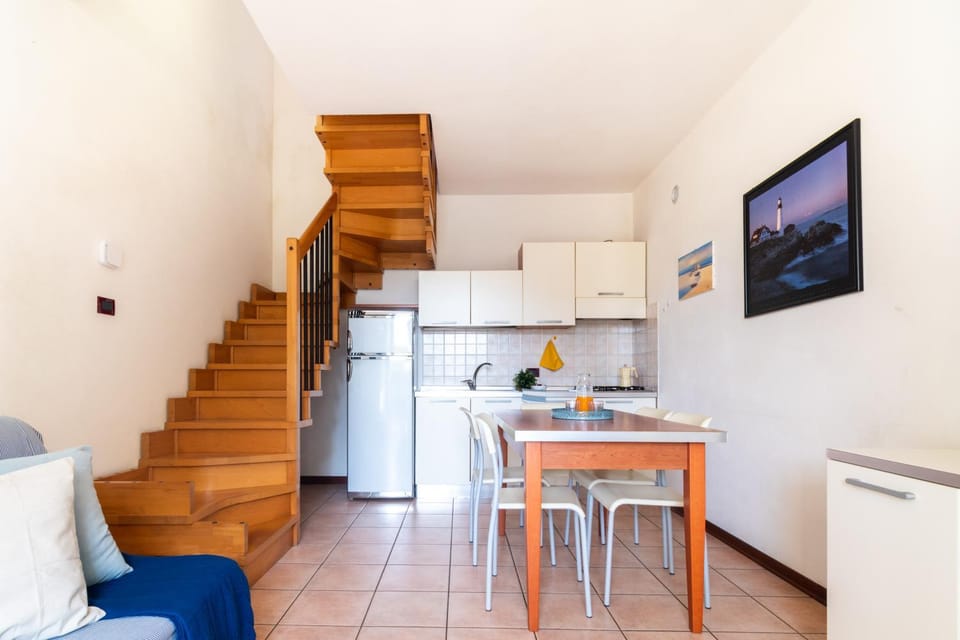 Kitchen or kitchenette, kitchen