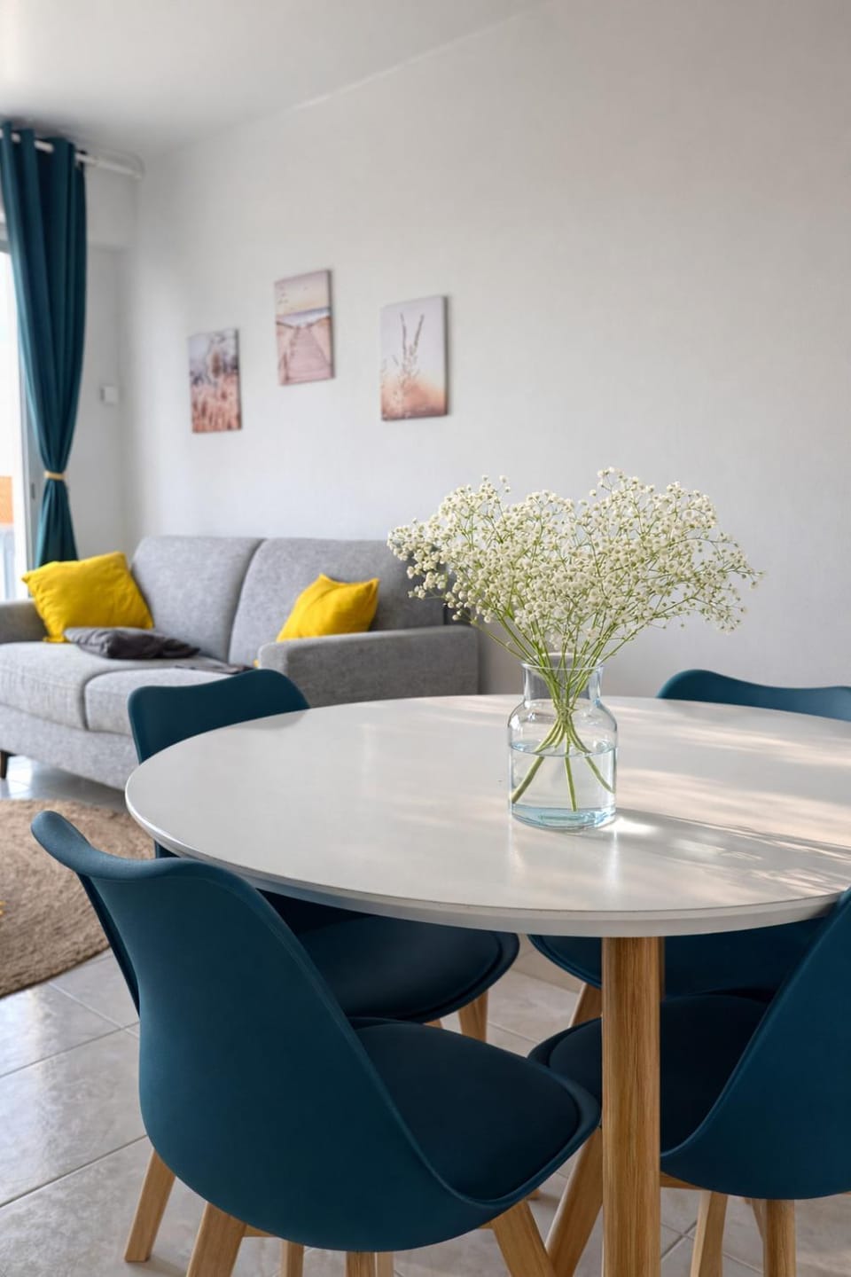 Appartement moderne pour 4 personnes - proche gare Apartment in Les Sables-d'Olonne