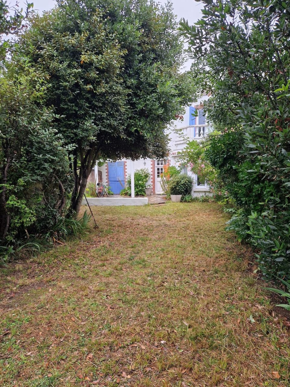 Facade/entrance, Garden, Garden