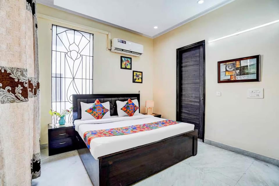 Sarla Residency Hotel in Noida
