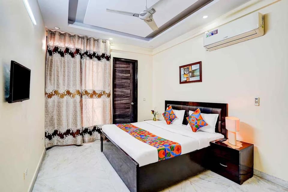 Sarla Residency Hotel in Noida