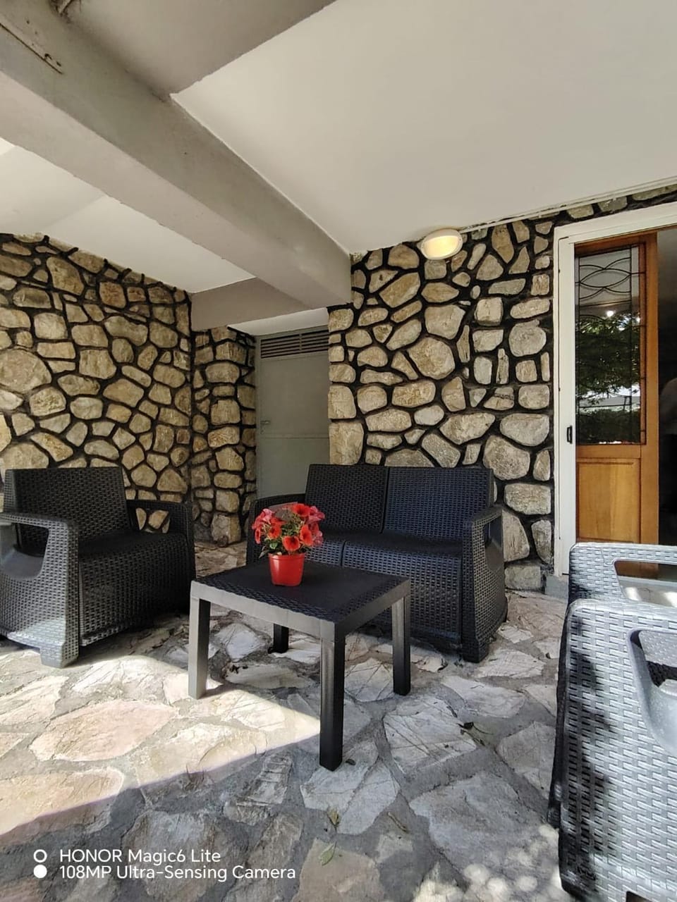 Patio, Day, Seating area