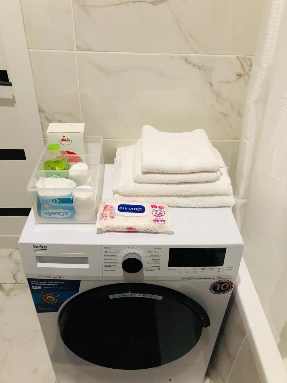 towels, washing machine