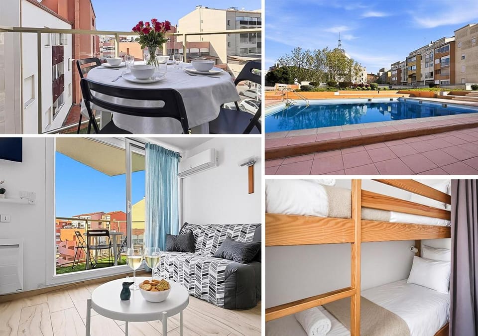 Balcony/Terrace, Living room, Pool view, Swimming pool