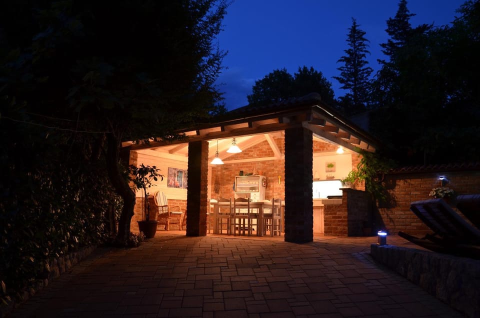 Patio, Night