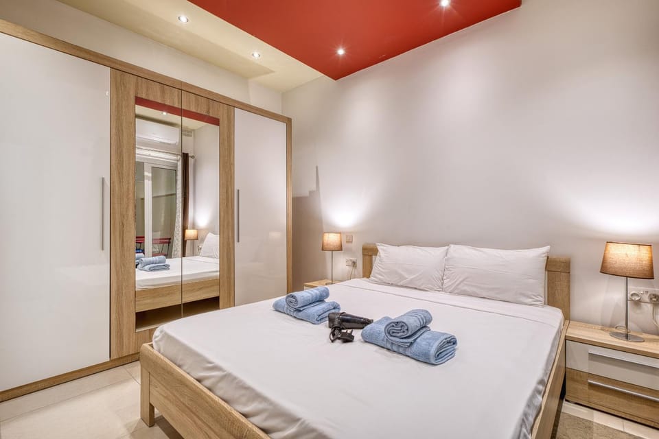Modern 2 bedroom flat with yard in Sliema NBOR1-1 Apartment in Sliema