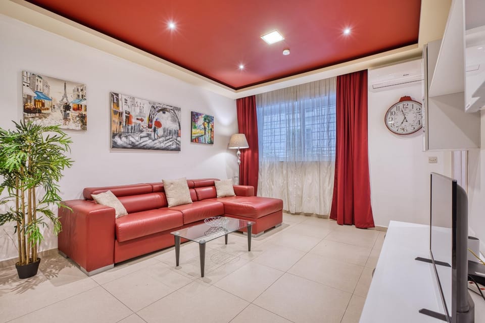 Modern 2 bedroom flat with yard in Sliema NBOR1-1 Apartment in Sliema