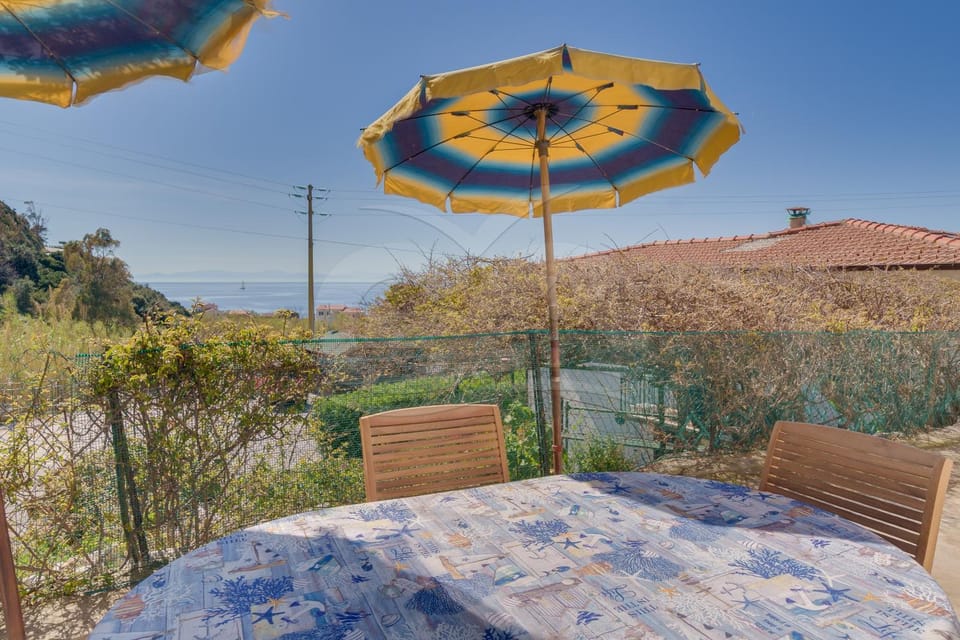 Sunset Goelba - dove la roccia incontra il mare Apartment in Campo nell'Elba