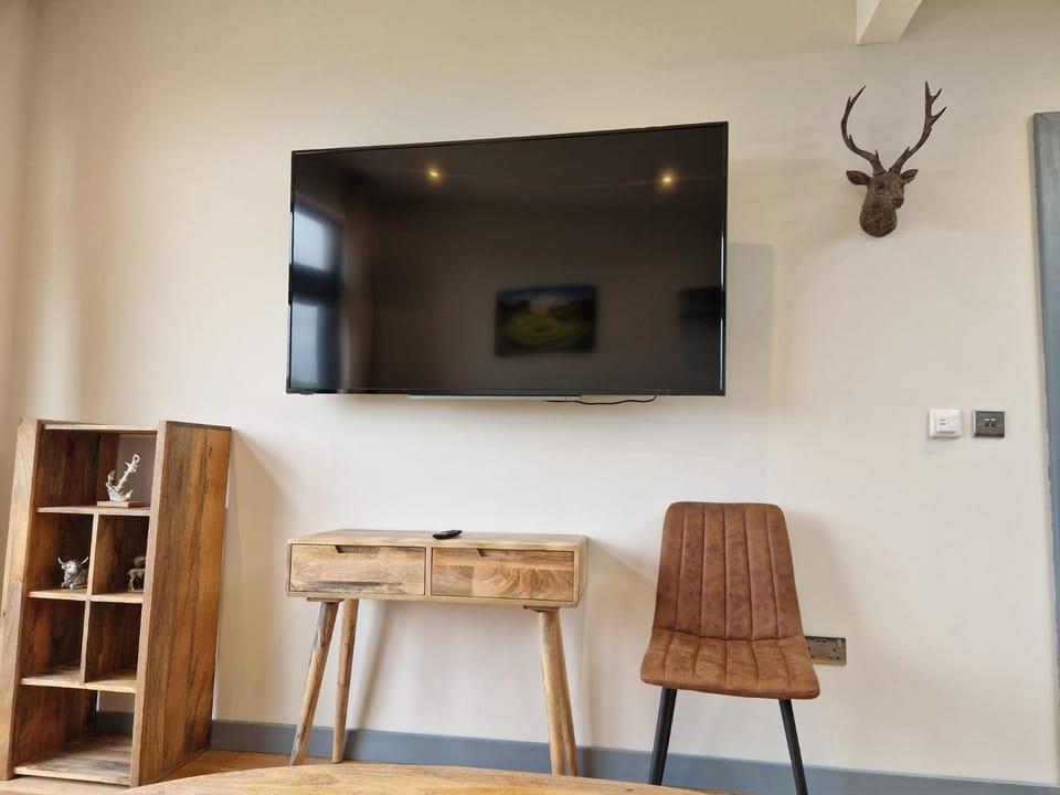 Luxury 1 bdrm Cottage by Fairy Pools 5 House in Scotland