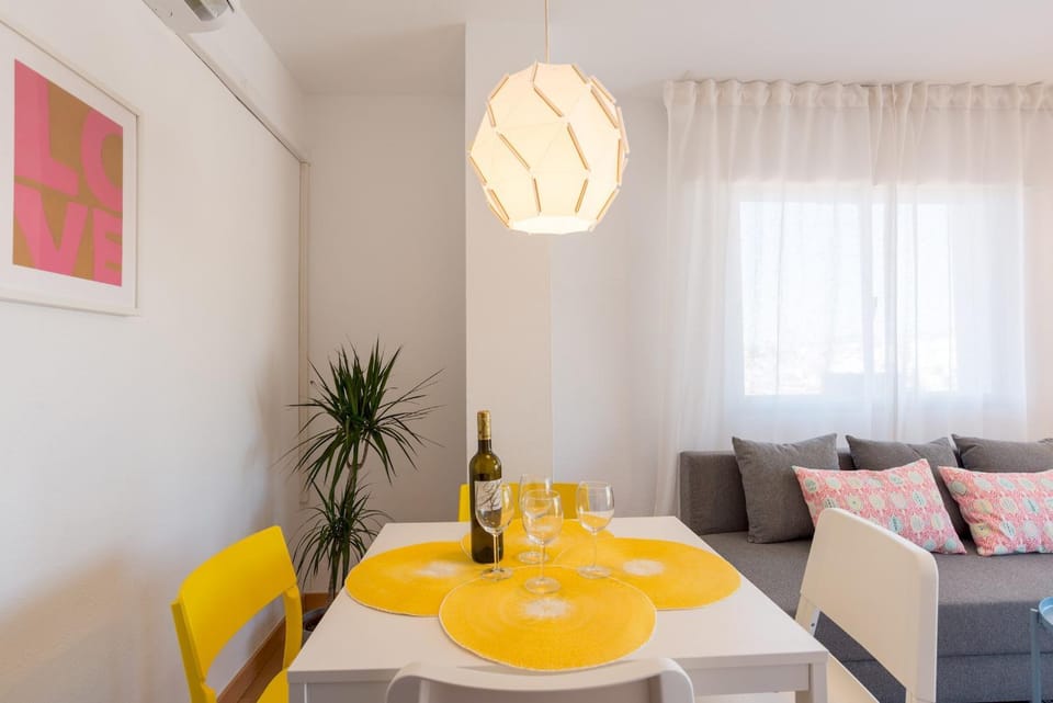 Living room, Dining area, air conditioner
