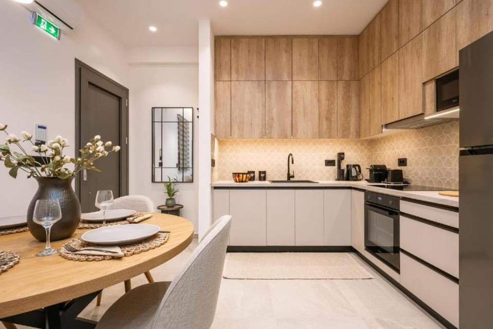 Kitchen or kitchenette, kitchen