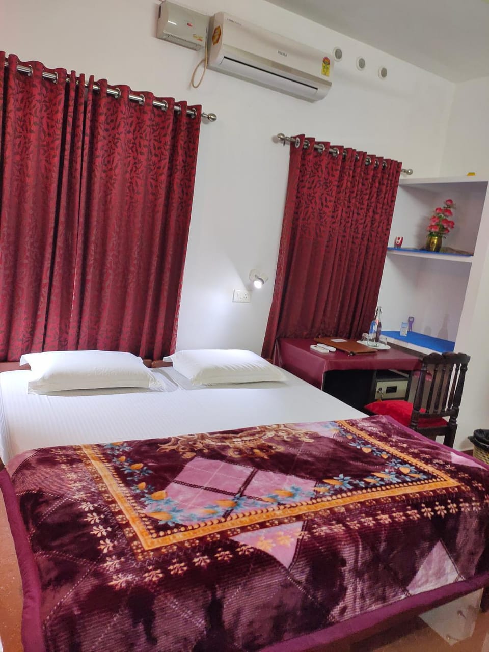 Families Couples Friendly Stay Pool Day Ettumanoor Thellakom 7994!64950 Love hotel in Kerala