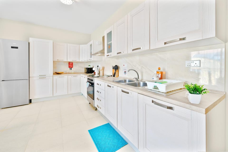 Kitchen or kitchenette, kitchen